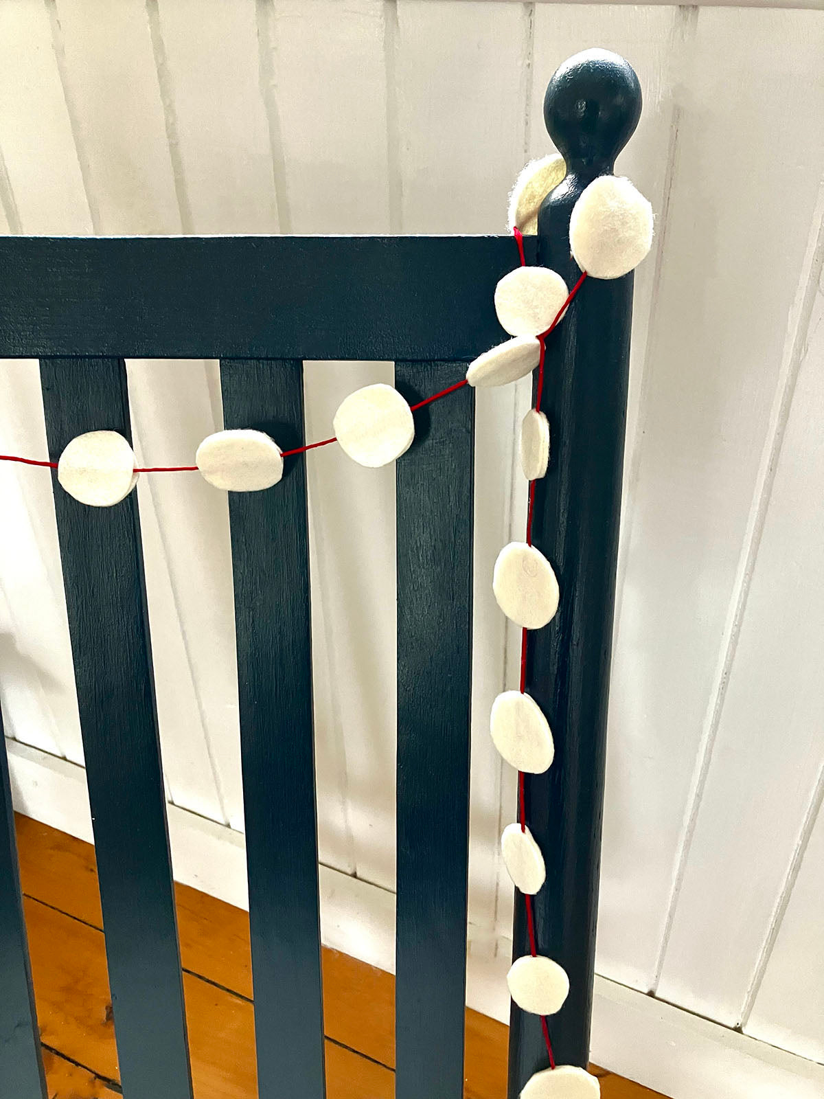 A5 Mini White Dot Garland